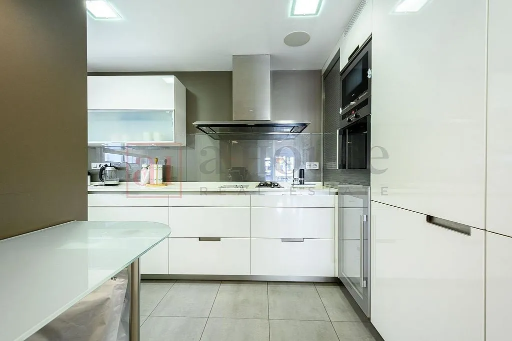 Cuisine - Luxury Apartment with Balcony in L'Antiga Esquerra de l'Eixample