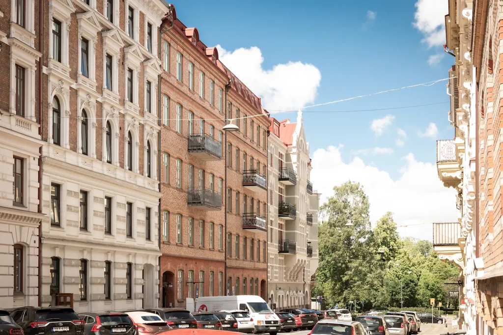 Välivaade - Charming Through Flat with Balcony in Göteborg