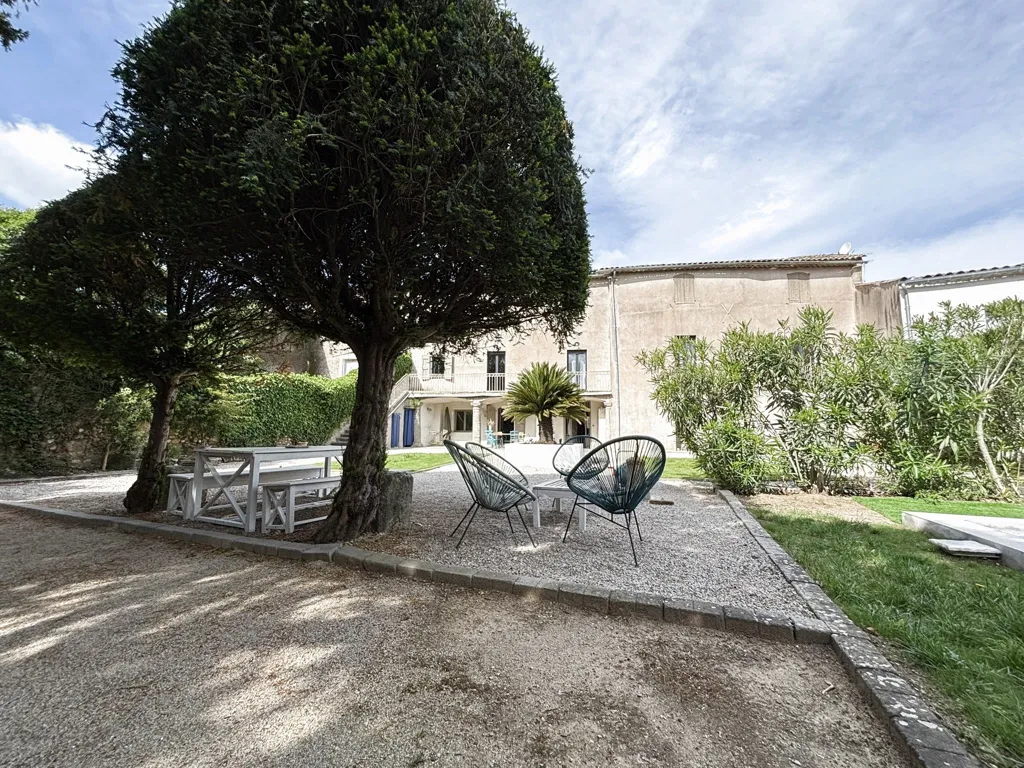 Aed - Historic Manor with Pool between Pézenas and Montpellier