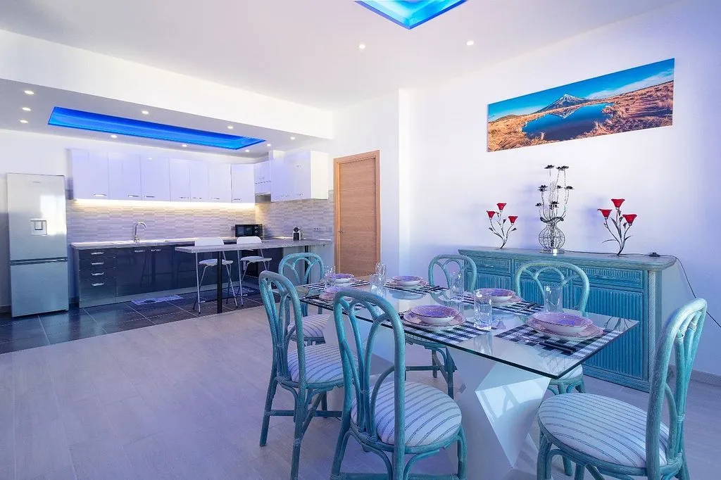 Sala da pranzo - T2 Flat with Terrace in Chayofa