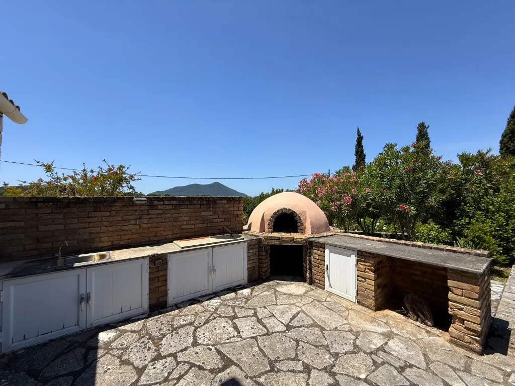 Terrazza - 3-Storey Villa with Panoramic Views in Vasilika, Corfu