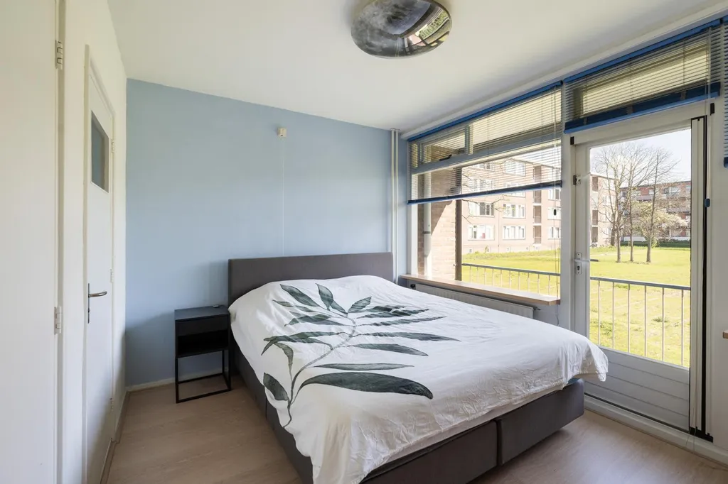 Magamistoad - Galerij Flat with Garden in Rotterdam