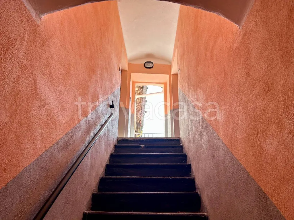 Pièces - Rental Flat with Balcony in Fossano