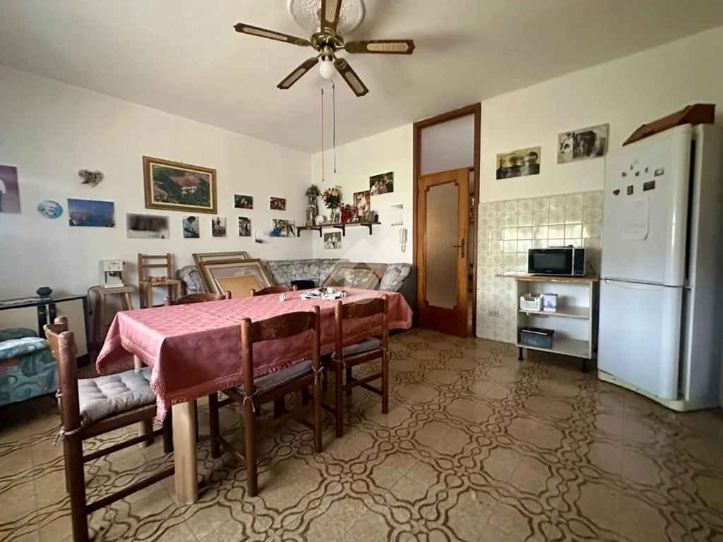 Söögituba - Ground Floor Apartment with Veranda in Ghisalba
