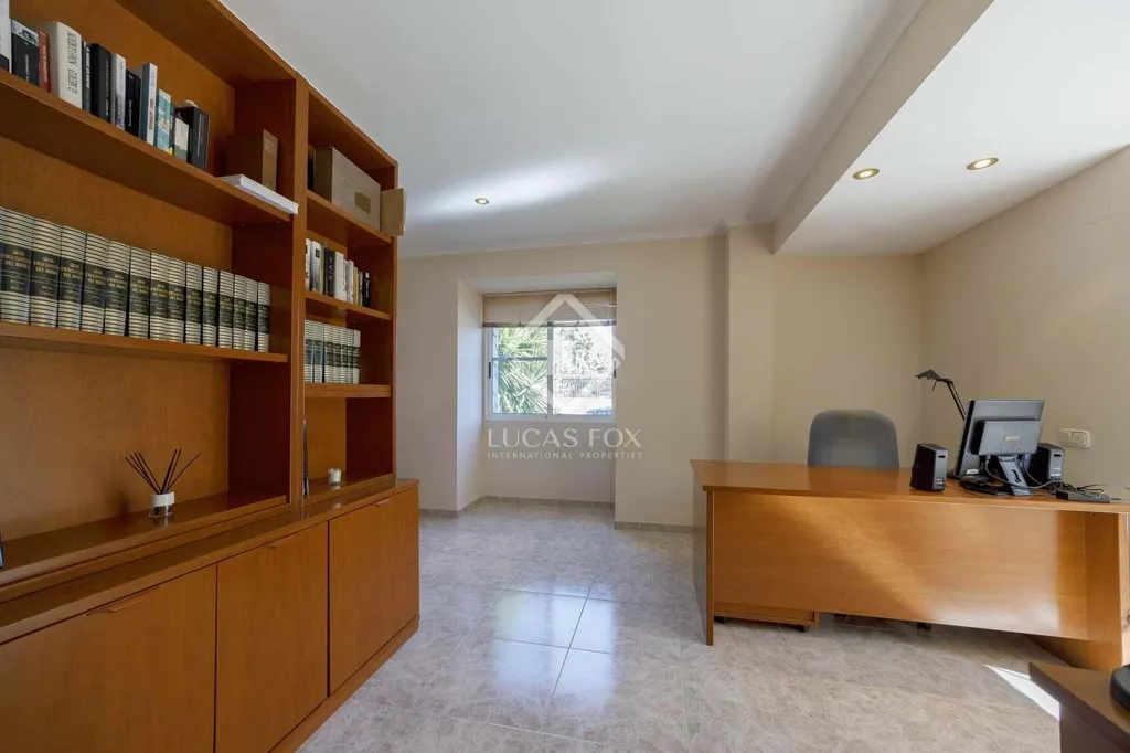 Bureau - Villa with Pool in Alfinach, Puçol