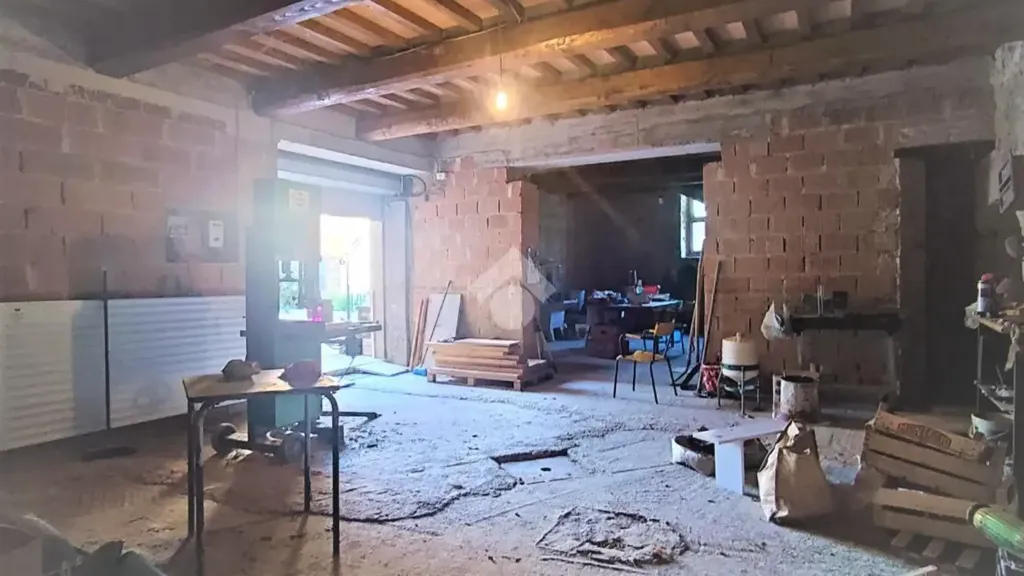 Pièces - Rustic Stone Cottage with Garden in Pianello