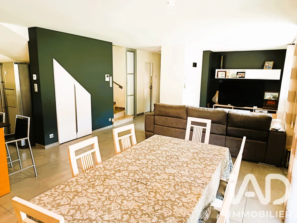Sala da pranzo - Contemporary Villa with Pool in Foix