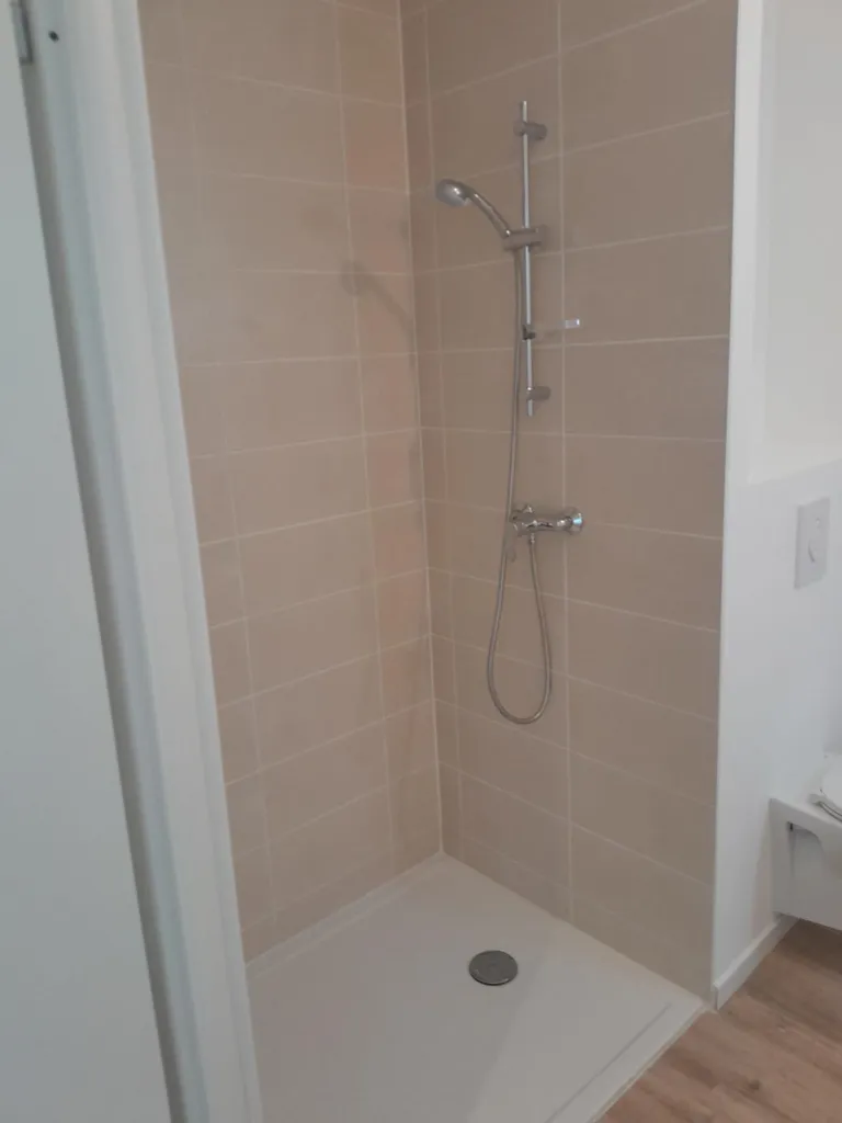 Vannitoad - New Flat with Balcony in Cancale
