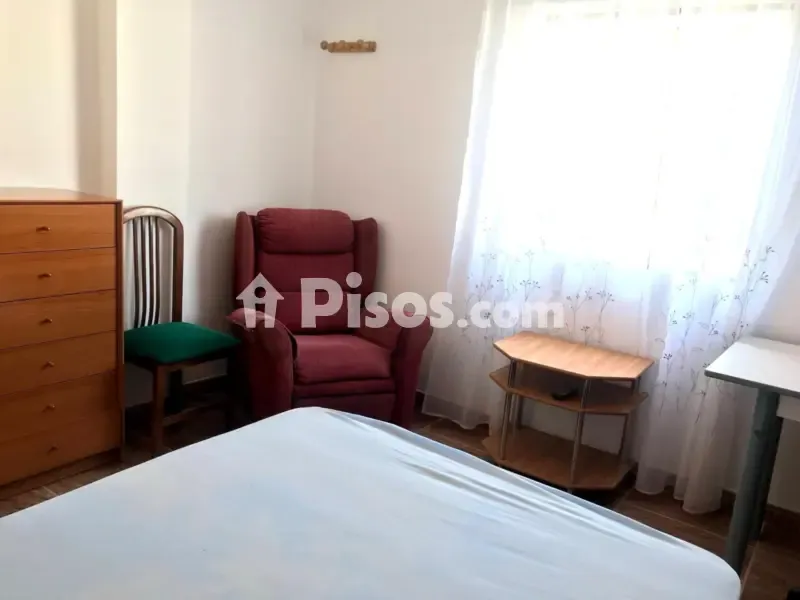 Chambres - Furnished Flat with South-West View in Centre