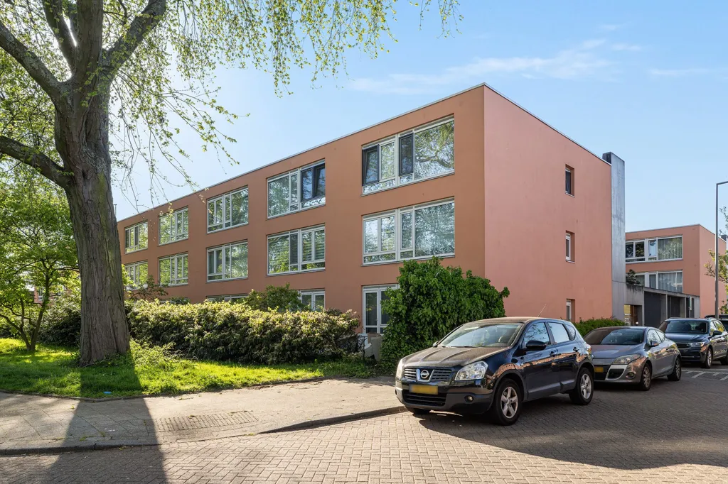 4-toaline korter asukohas Rotterdam
