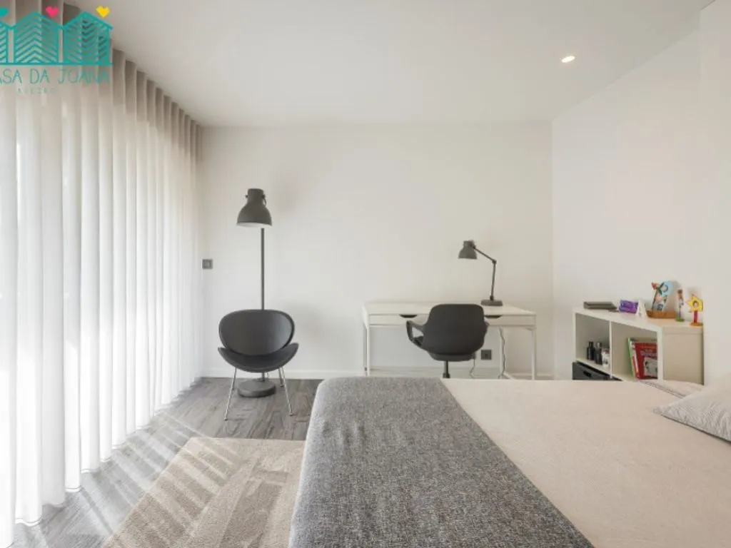 Bedrooms - Luxury Villa with Pool in Azurva, Aveiro