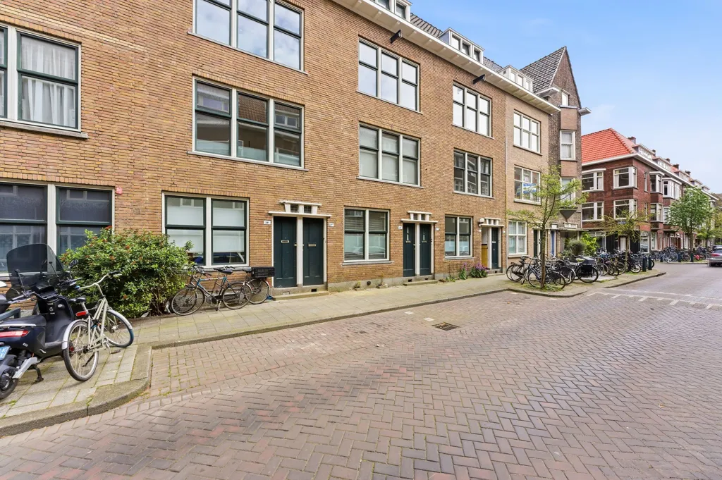5-toaline korter asukohas Rotterdam