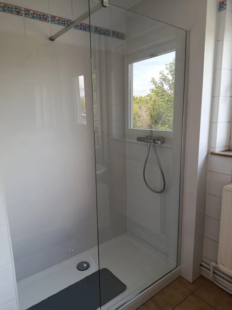 Salles de bain - Appartement 3 Chambres avec Terrasse à ARLON