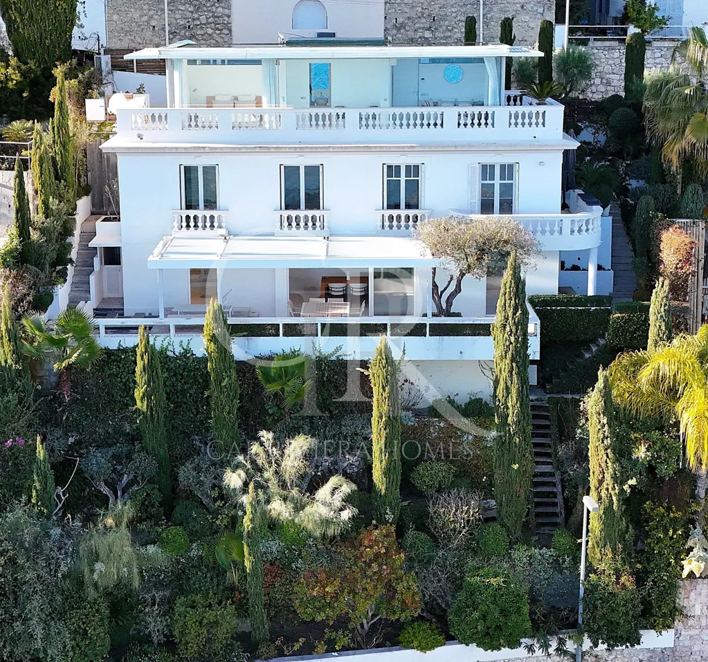 Vue aérienne - Maison Vue Mer avec Piscine à Eze