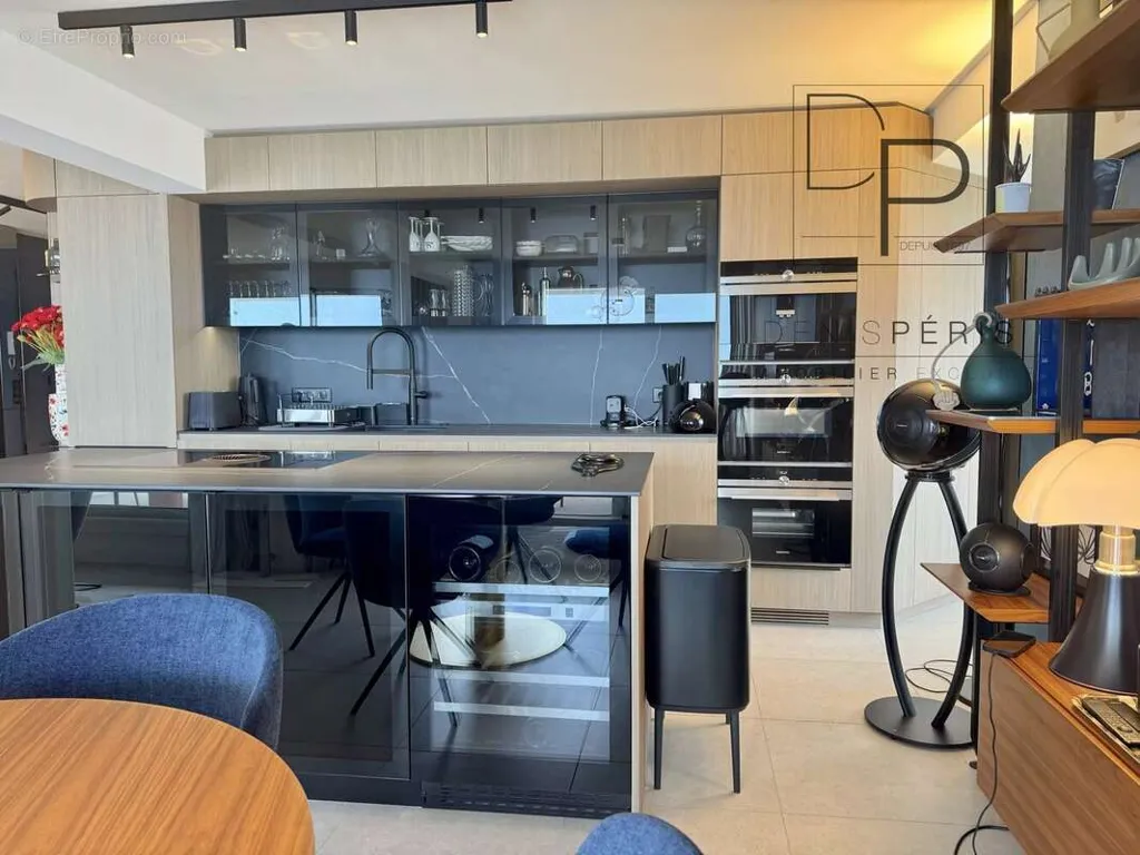 Cuisine - Appartement de Luxe avec Vue Mer à La Baule-Escoublac