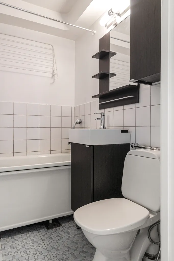 Bagni - Spacious Apartment with Wardrobe in Mölndal
