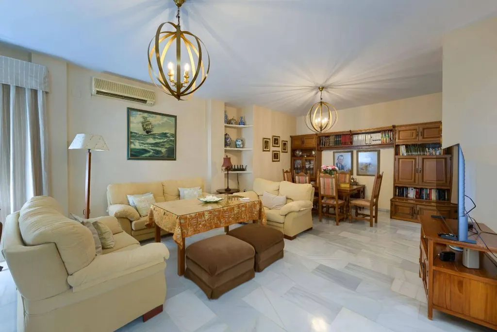 Soggiorno - Luxury Villa with Pool in Tomares