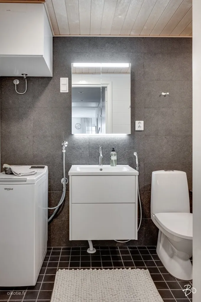 Salles de bain - Apartment with River View in Telakkaranta