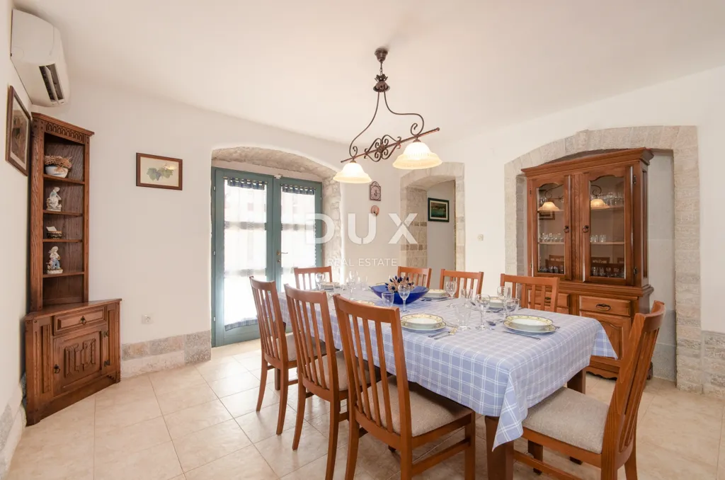 Salle à manger - Stone House with Pool near Rovinj