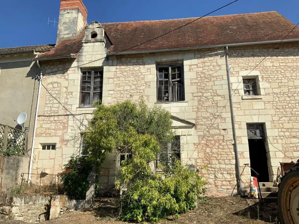 Extérieur - Ensemble Immobilier à Rénover avec Dépendances à Saint Sauveur