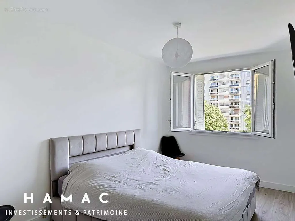 Chambres - Appartement Rénové T4 avec Balcon à Lyon