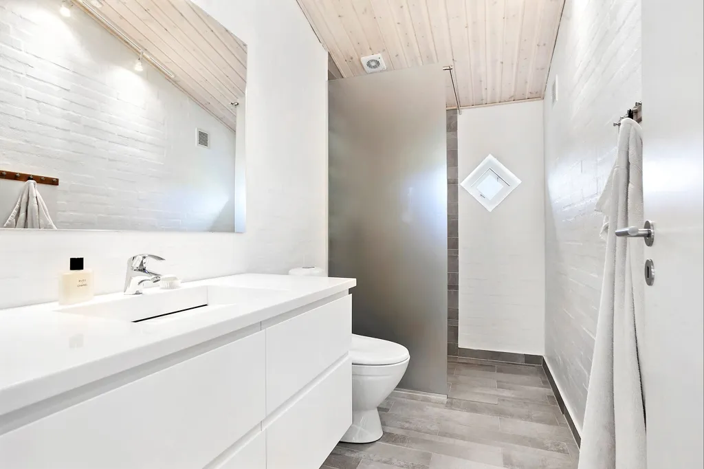 Salles de bain - Summer House with Sea View in Skagen
