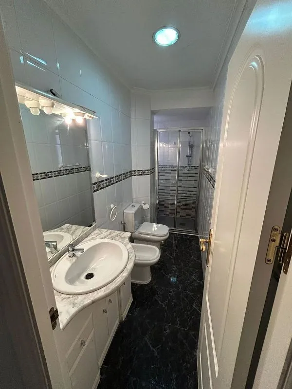 Salles de bain - Furnished Flat with Heating in Cieza