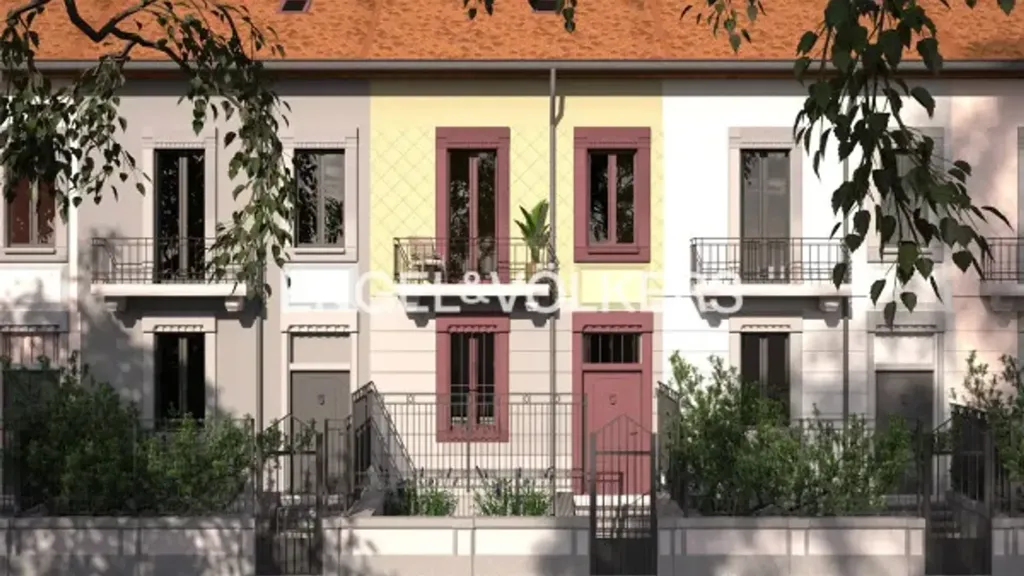 Townhouse with Garden in Milan