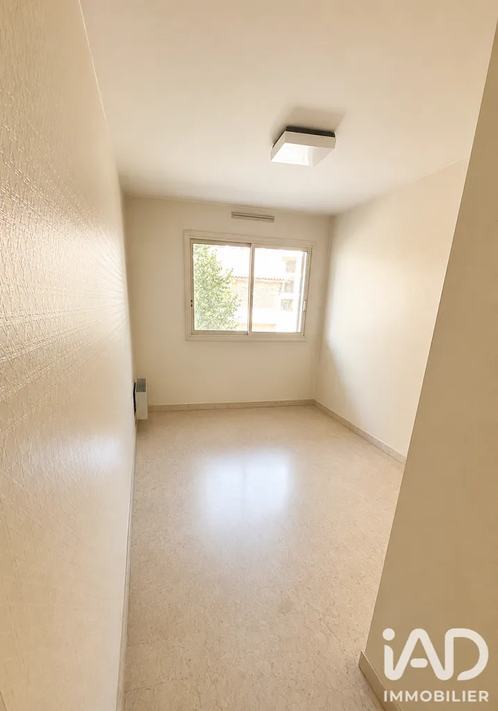 Toad - Toulon Apartment with North-South Exposure