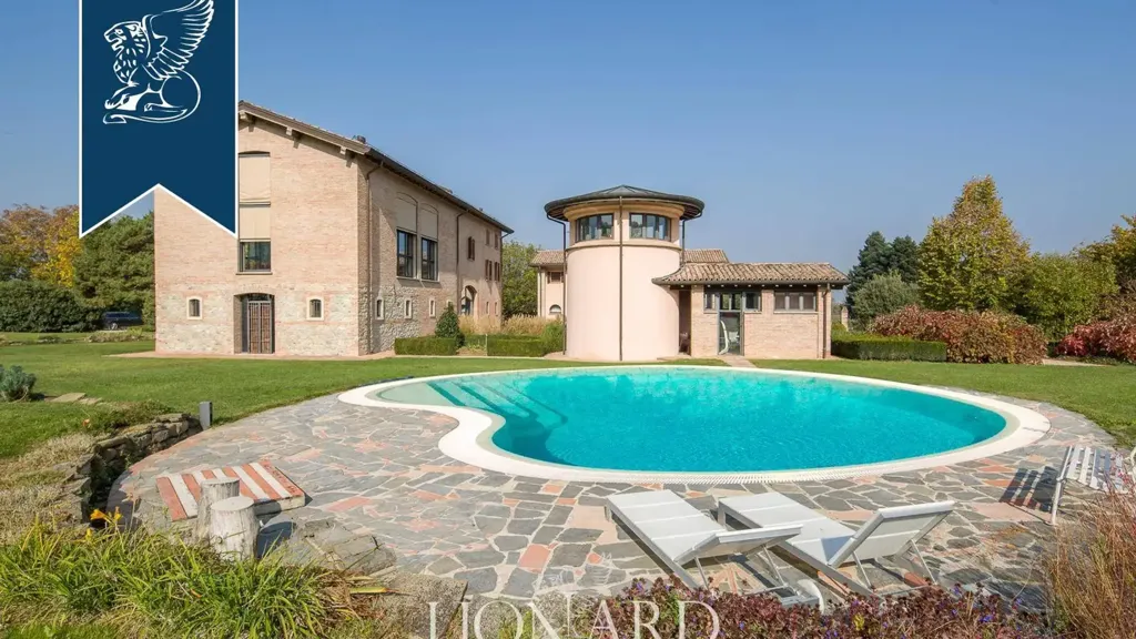 Piscine - Charming Villa with Pool in Quattro Castella