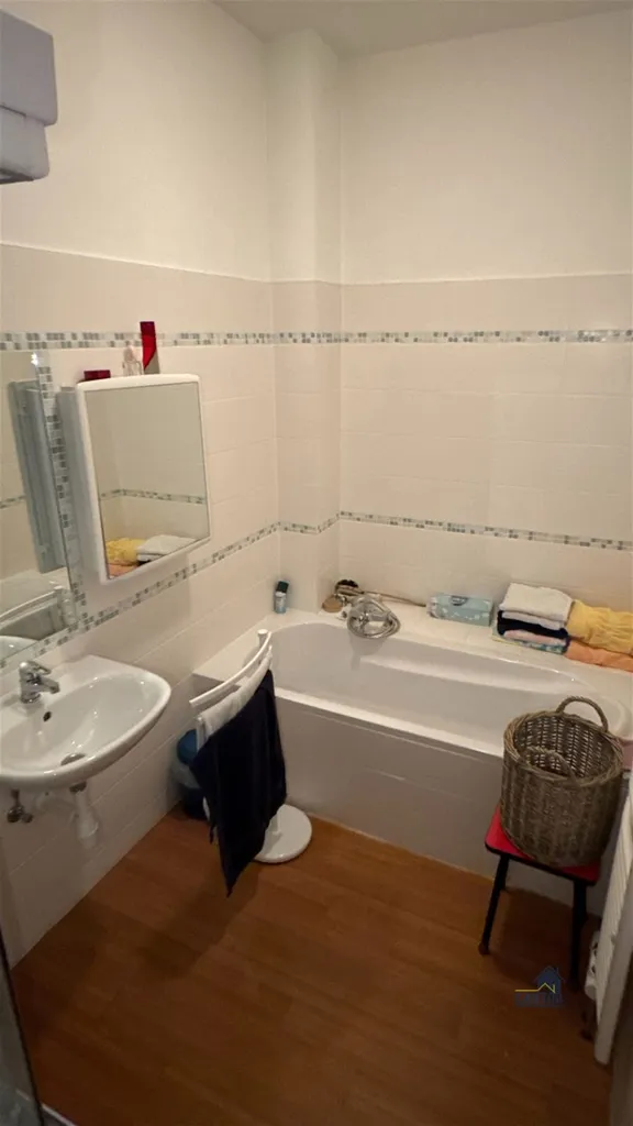 Salles de bain - Appartement de Caractère avec Jardin à Spa