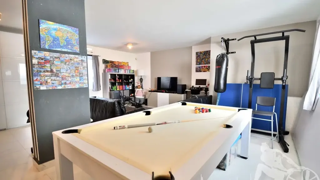 leisure_room