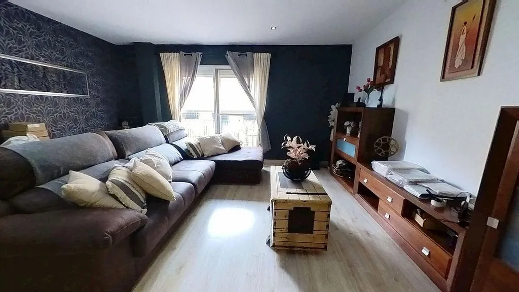 Séjour - Apartment with Garage and Air Conditioning in Torrent