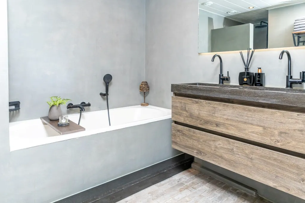 Salles de bain - Dual Dwelling with Office Space in Ochten