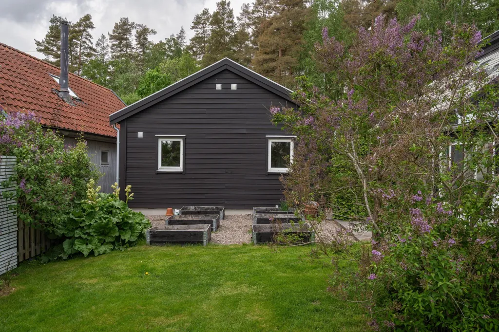 Aed - Luxury Villa with Pool in Ekängen