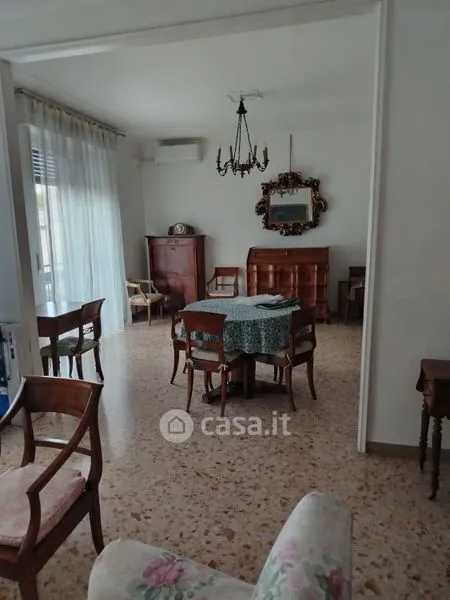 Salle à manger - Bright Apartment with Balcony in Verona