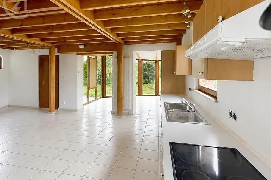 Cuisine - Maisonnette Charmante dans le Domaine d'un Château à Braffe