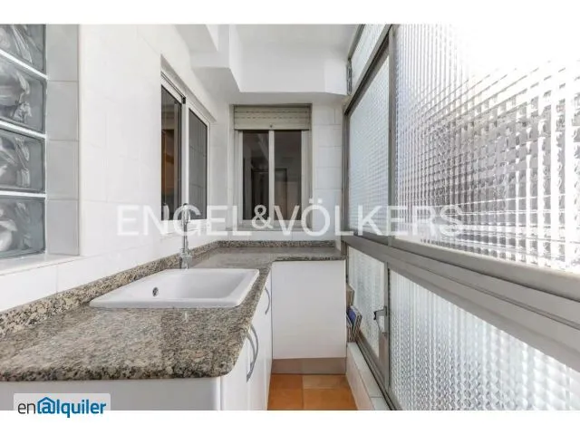 Köök - Apartment with Terrace in Extramurs, Valencia