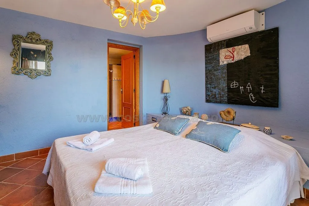 Magamistoad - Chalet with Pool and Terrace in Calle D'osca