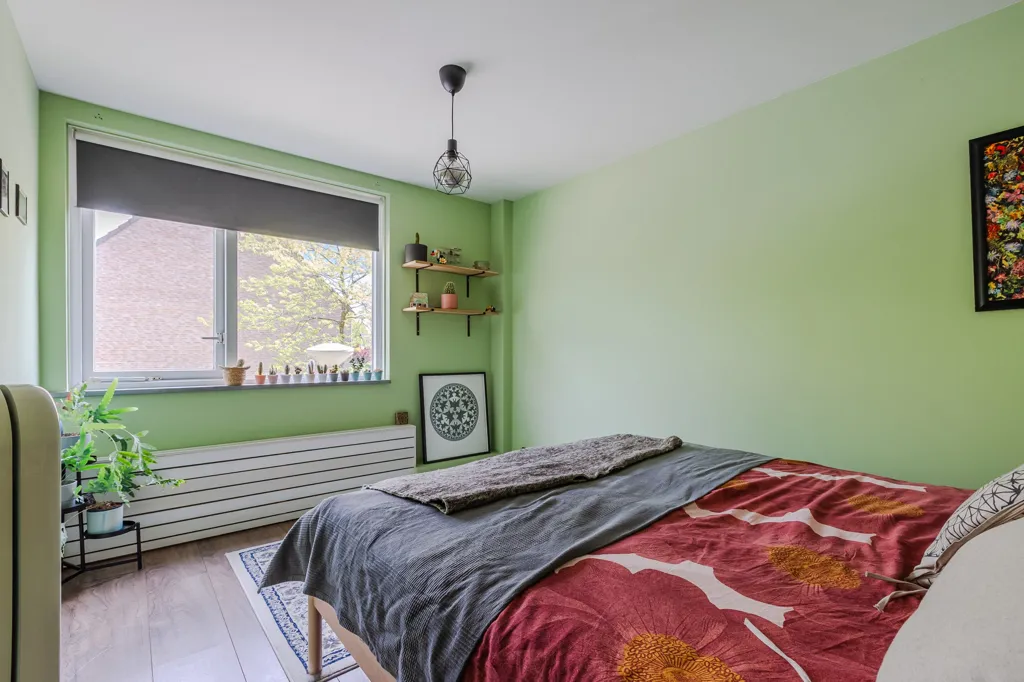 Magamistoad - Family Home with Attic in Overbos, Hoofddorp