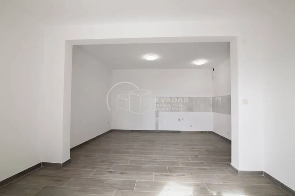 Stanze - Three-Bedroom Apartment with Sea View in Bol