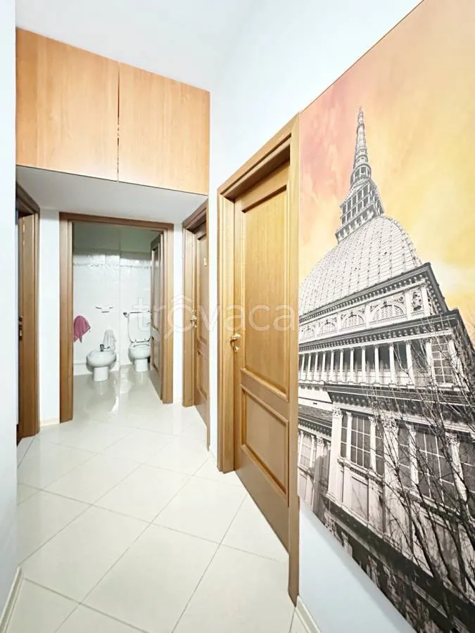 hallway_entrance