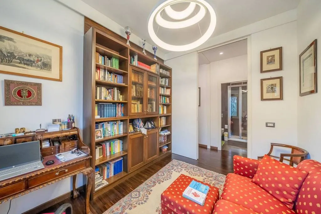 Office - Fully Rented 4-Bedroom in Signorile Compounds, Rome