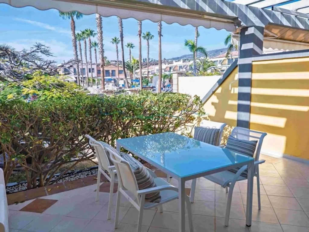 Terrass - Luxury Semidetached House with Sea View in Adeje