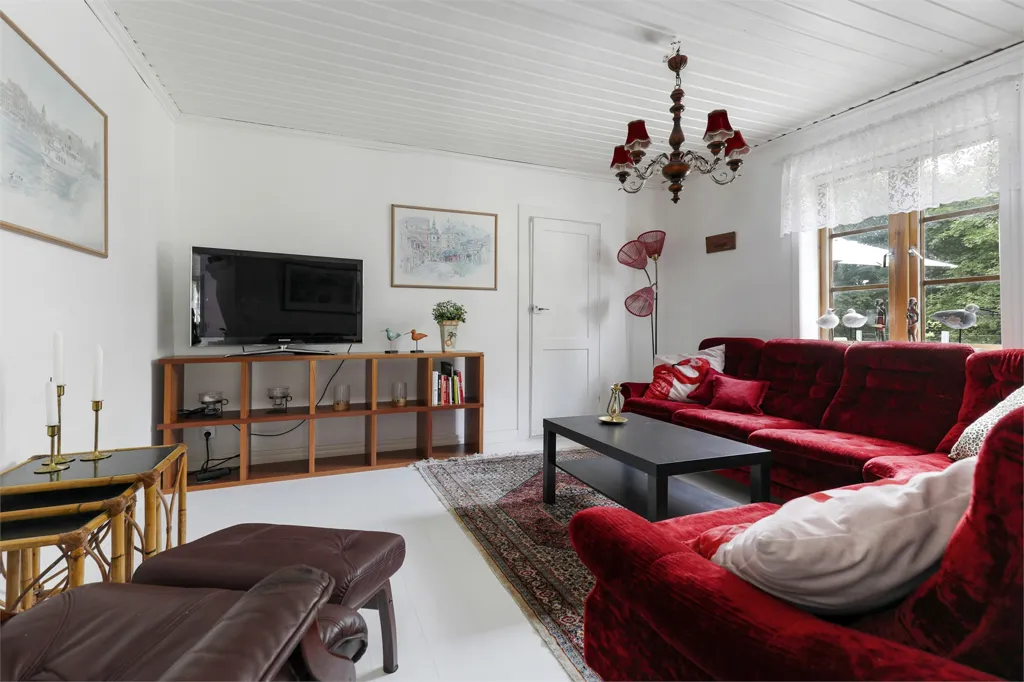 Elutuba - Villa with Waterfront View in Östhammar