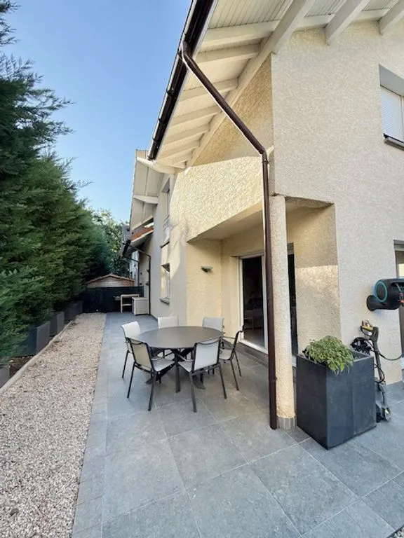 Terrace - Linked Villa with Large Terrace in Saint-Genis-Pouilly