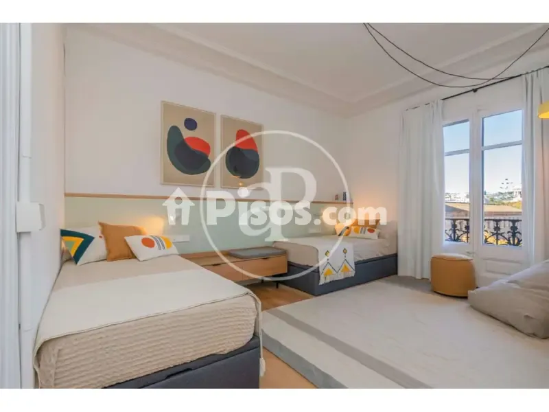 Chambres - Apartment with Balcony in Barcelona Centre