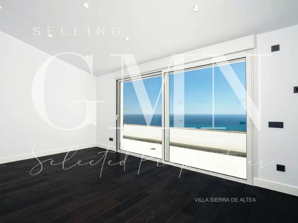 Rooms - Luxury Villa with Sea View in Altea