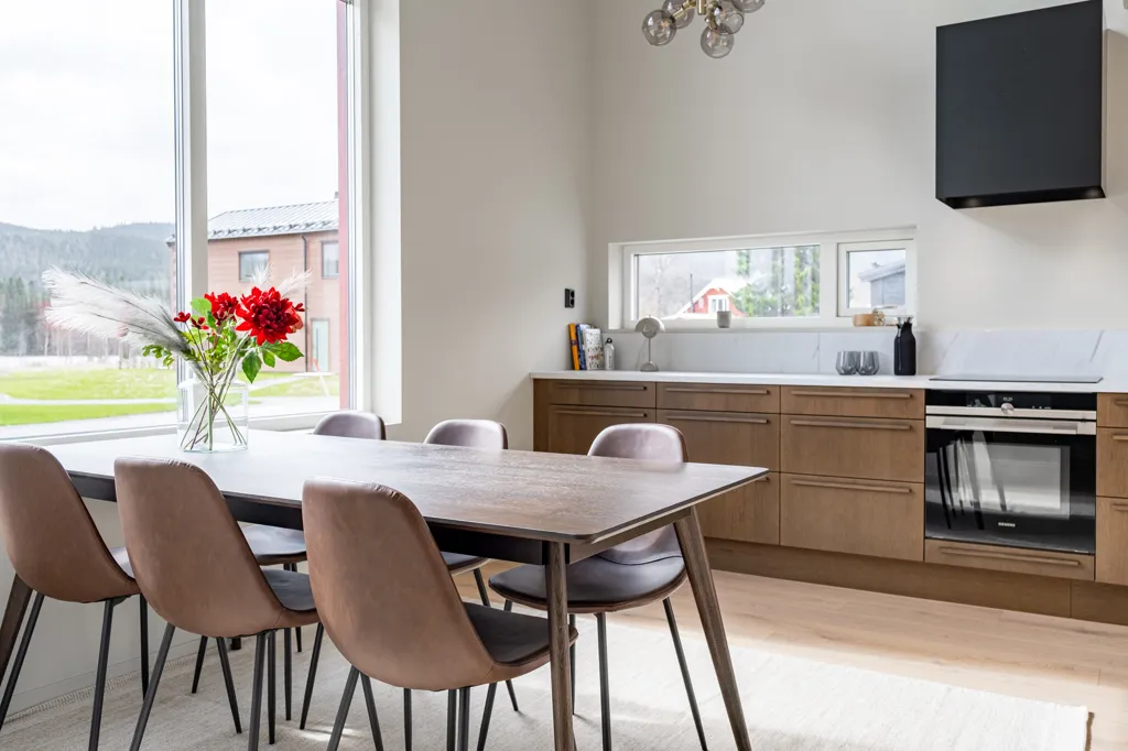 Salle à manger - Modern Apartment with River View in Duved