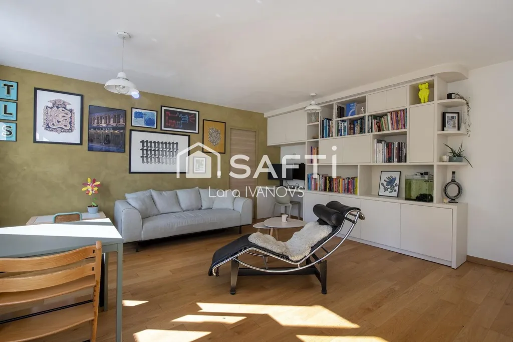 Séjour - Appartement Rénové avec Vue Dégagée près du RER A